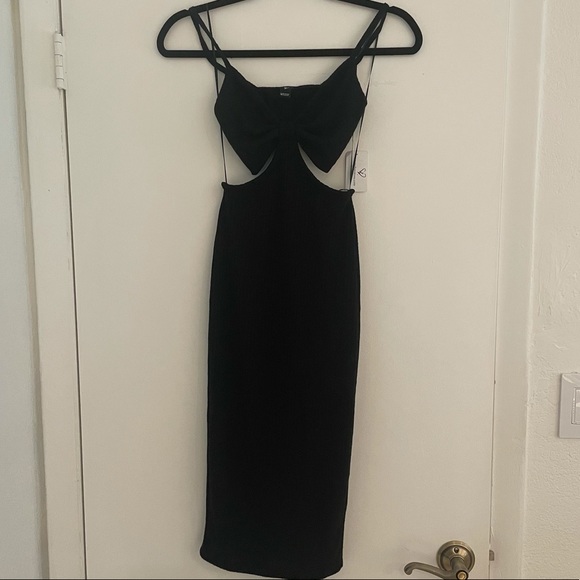 WINDSOR Bold Impressions Sleeveless Midi Cutout Dress - Picture 3 of 7